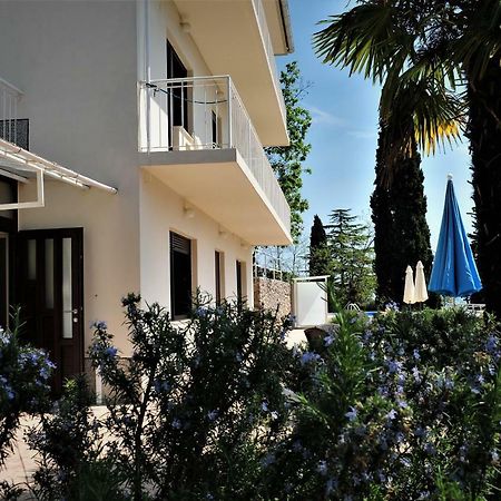 Apartmani Kadmen Ika Exteriér fotografie