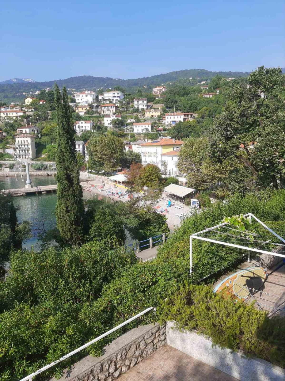 Apartmani Kadmen Ika Exteriér fotografie