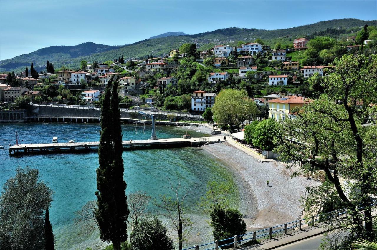 Apartmani Kadmen Ika Exteriér fotografie